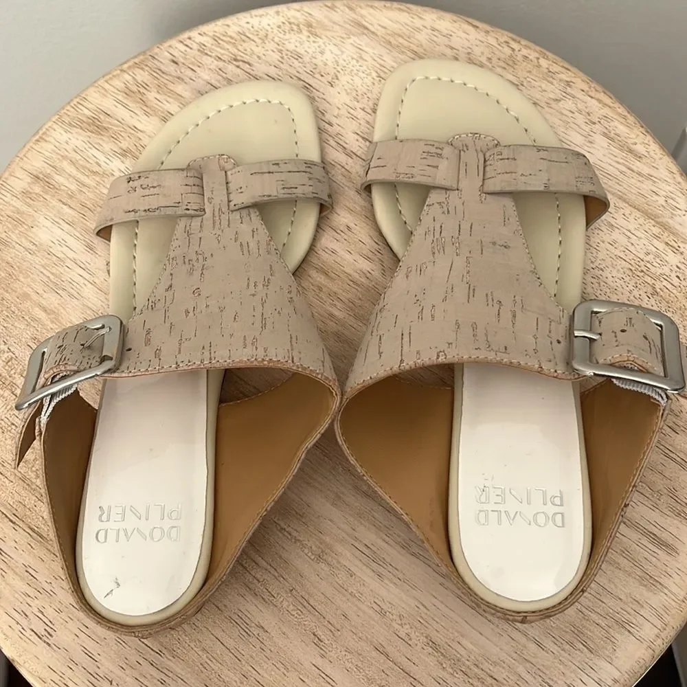 Donald Pliner Vine Wedge Sandals in Tan Sz 7 NWOB